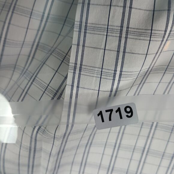 Tommy Bahama 16.5 - Picture 10 of 10